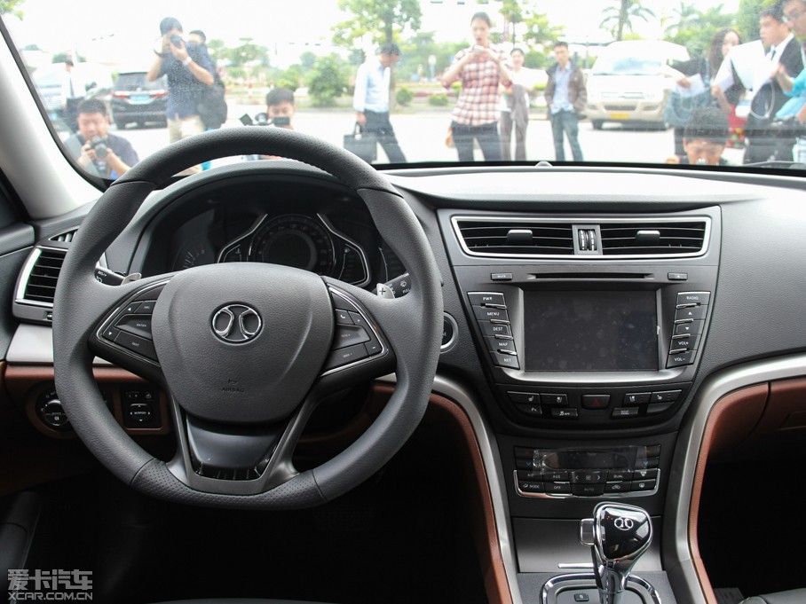 2014D60 1.8T ԄӺA