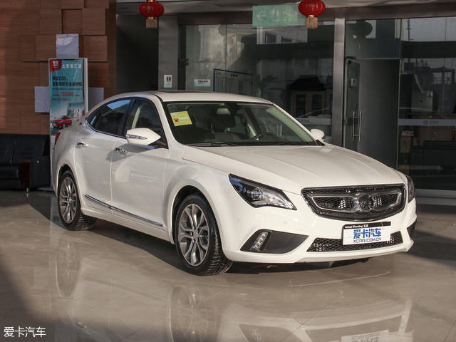 北汽紳寶2014款紳寶D60