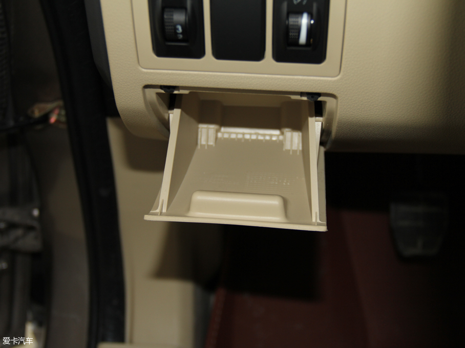 2015D20 Ɏ 1.5L քӘа