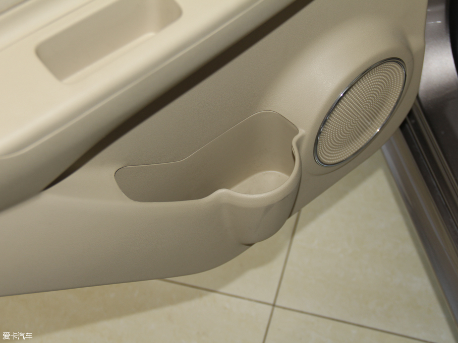 2015D20 Ɏ 1.5L քӘа