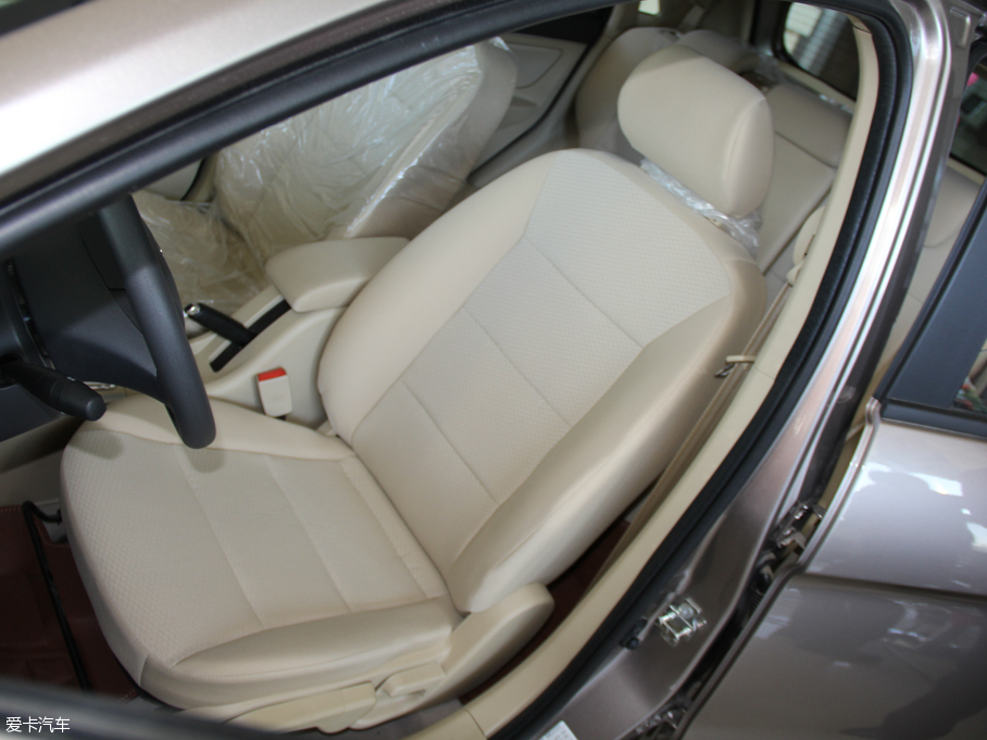 2015D20 Ɏ 1.5L քӘа