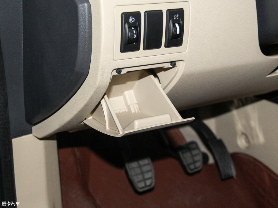 2015D20 Ɏ 1.5L քӘа