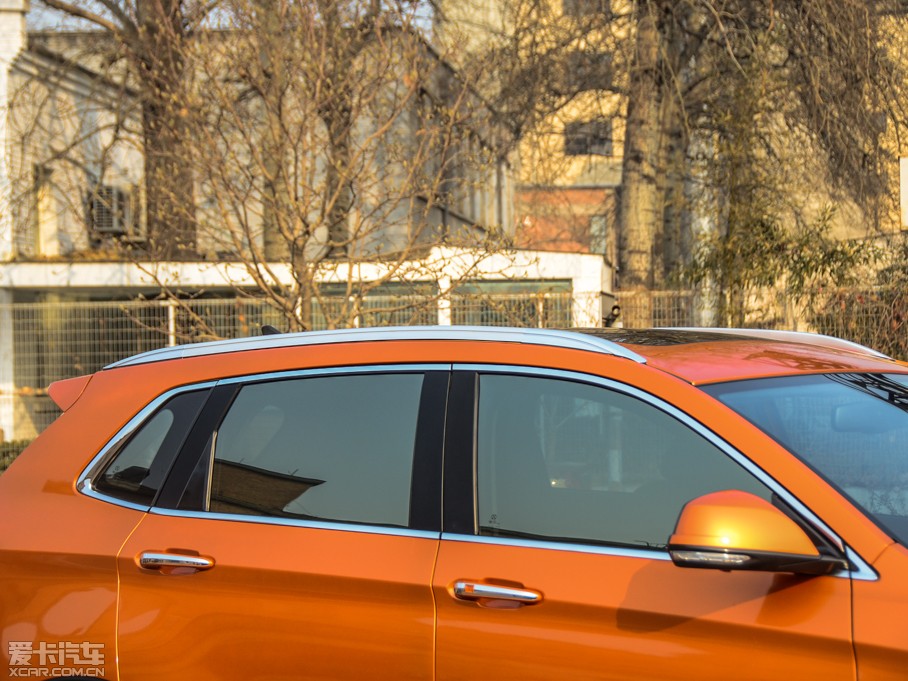 2015X65 2.0T ԄӺA