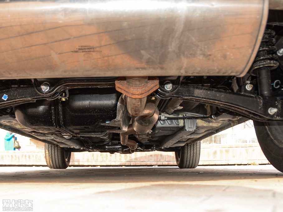 2015X65 2.0T ԄӺA