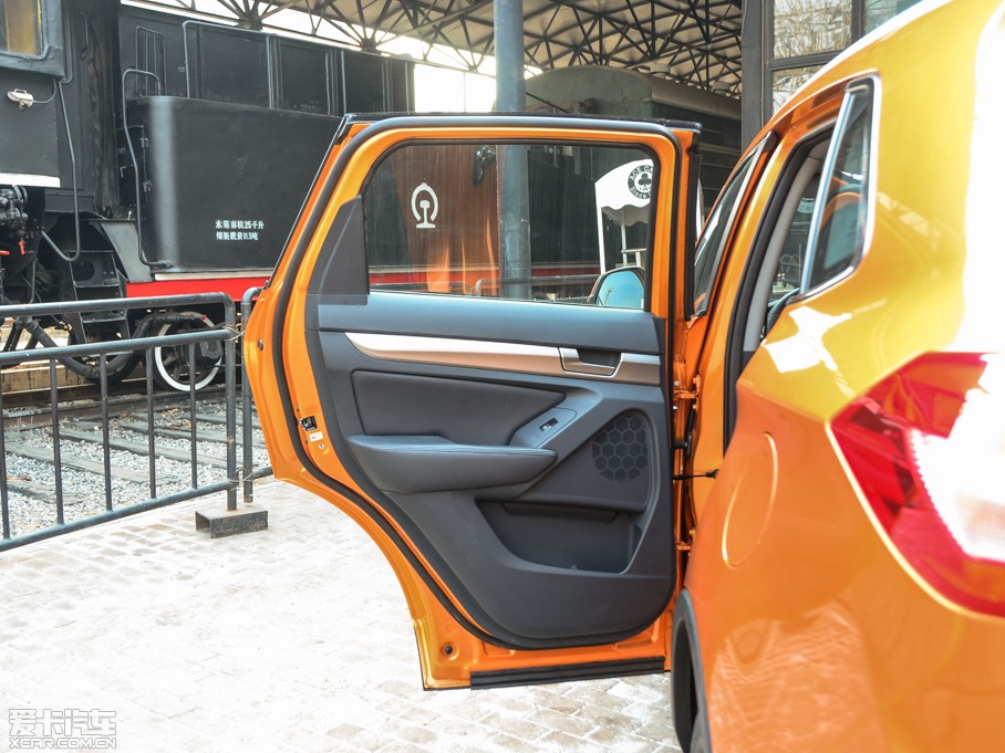 2015X65 2.0T Ԅ(dng)A