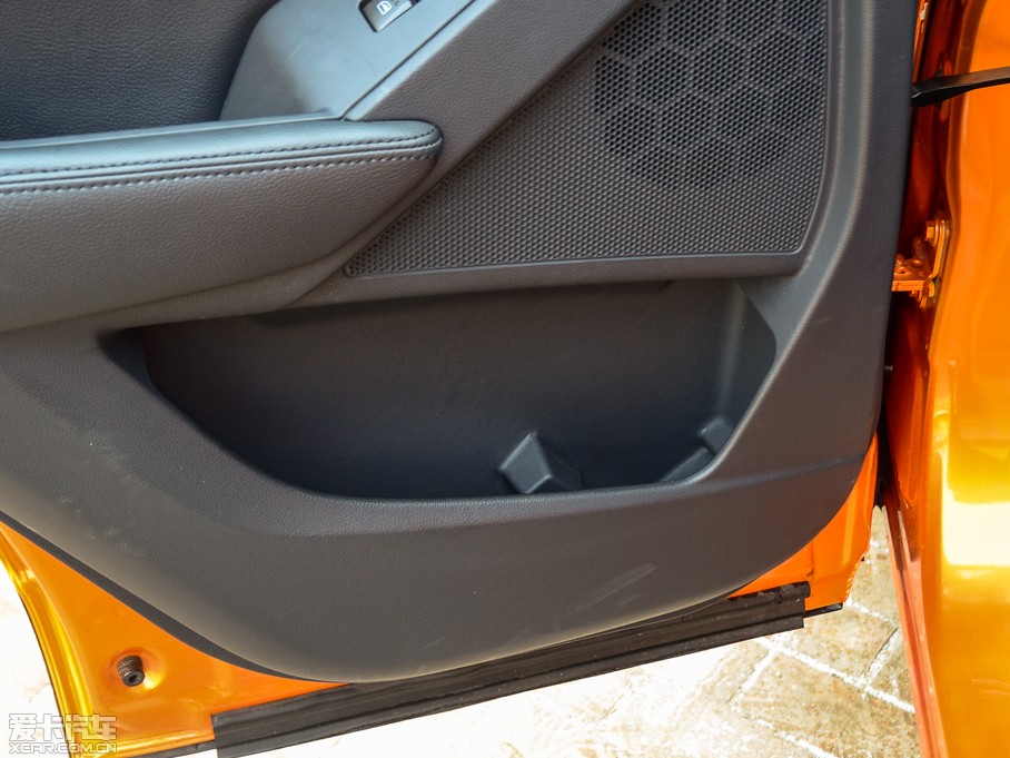 2015X65 2.0T ԄӺA