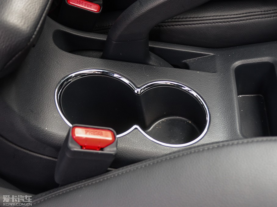 2015X65 2.0T ԄӺA