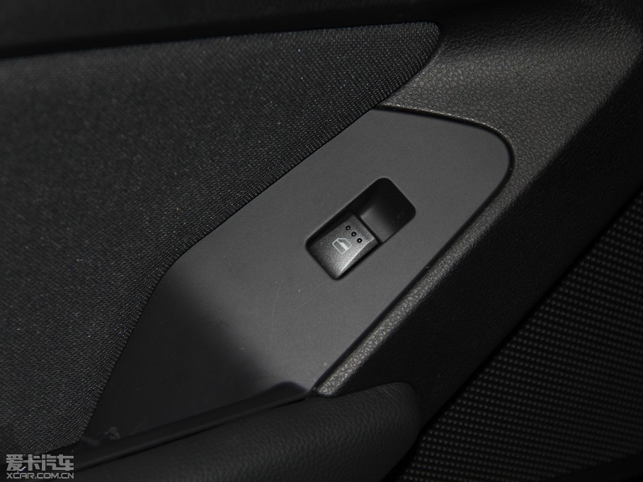 2015X65 2.0T քӺA