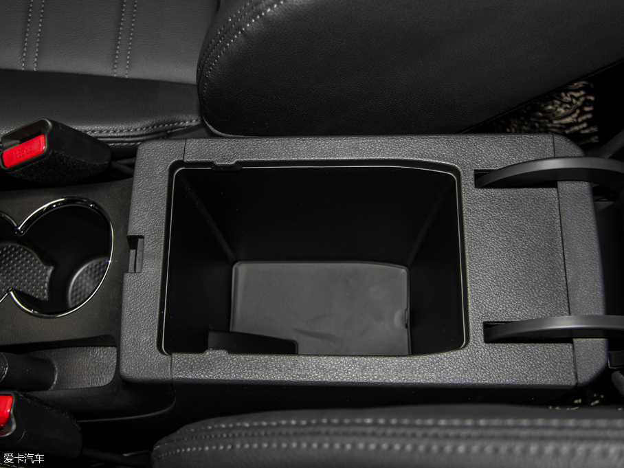 2015X65 2.0T Ԅ(dng)m