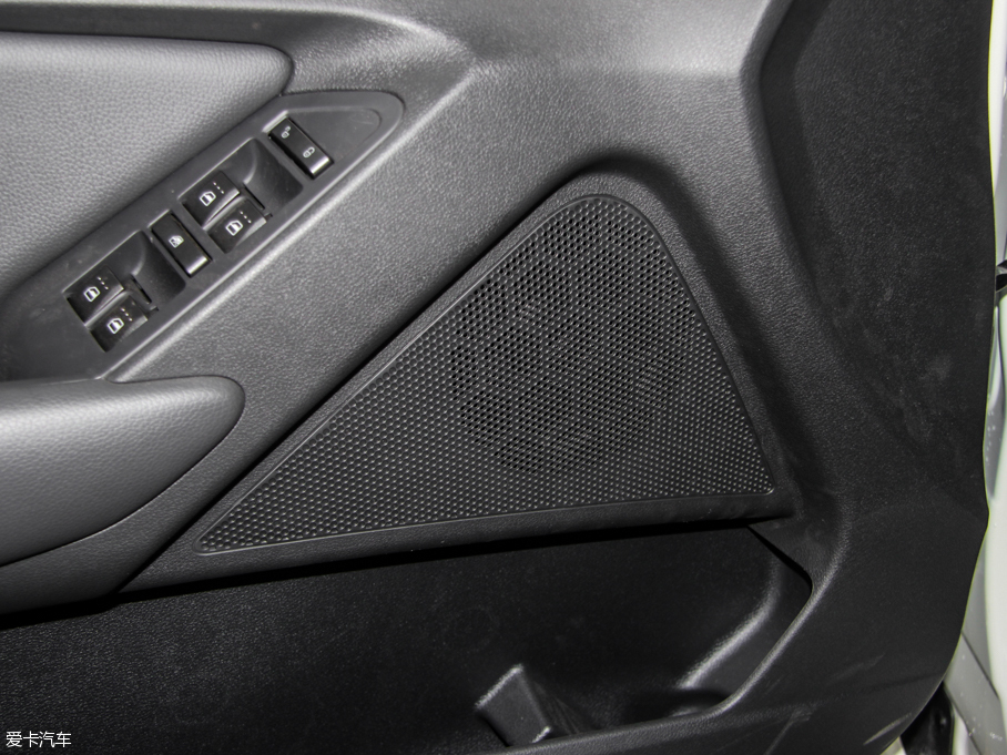 2015X65 2.0T Ԅ(dng)m