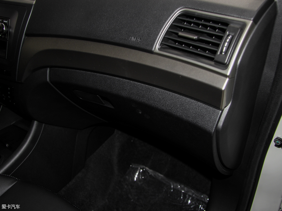 2015X65 2.0T Ԅ(dng)m