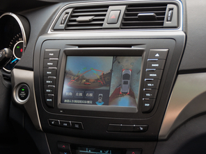 北汽紳寶2015款紳寶X65