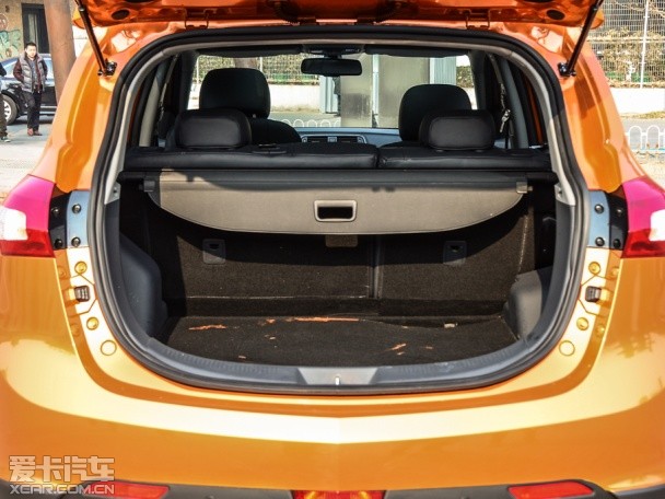 紳寶2015款紳寶X65