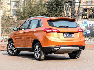 2015款2.0T 自动豪华型 左后45度