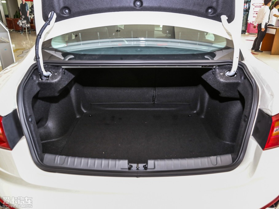 2015���CC 2.0T �ԄӺ��A��