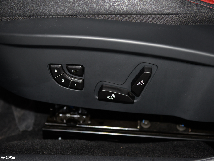 2015CC 2.0T ԄӺA