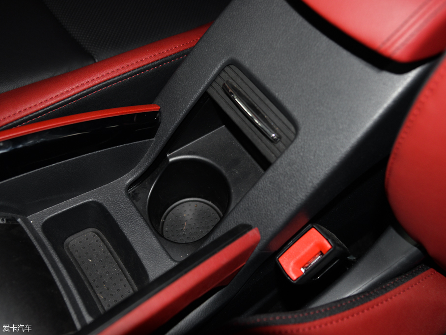 2015CC 2.0T ԄӺA