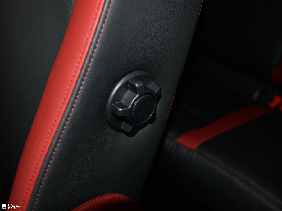 2015CC 2.0T ԄӺA