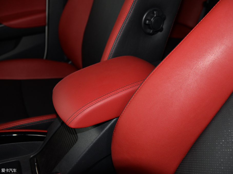 2015CC 2.0T ԄӺA