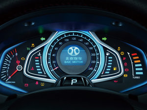 2015款2.0T 自动豪华版 中控区