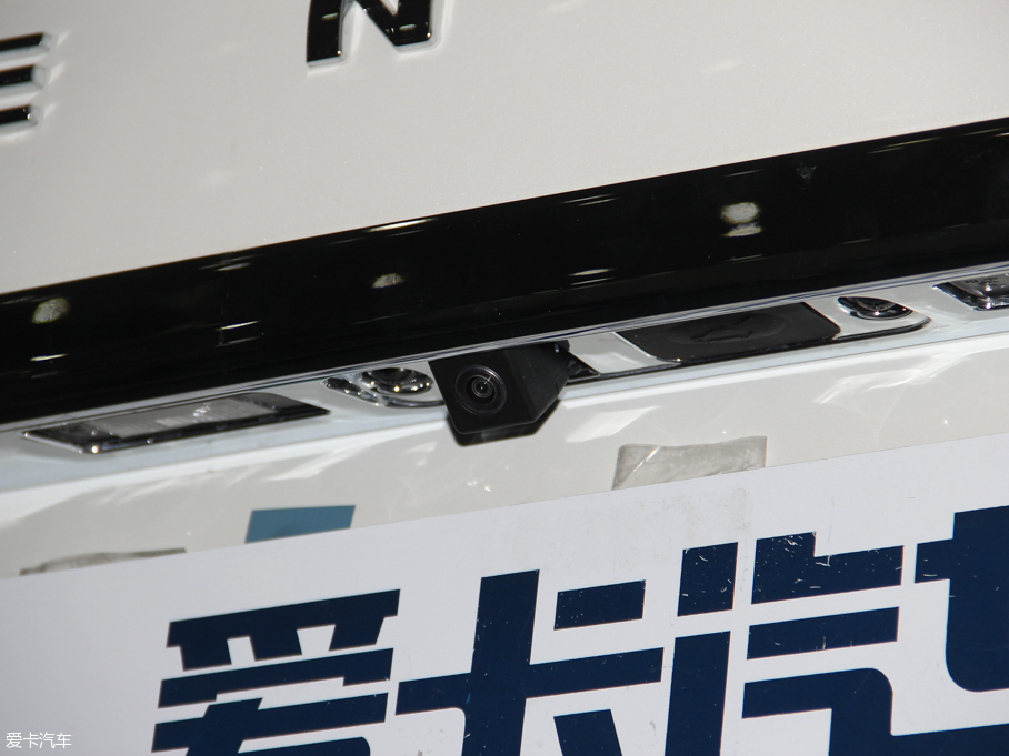 2016���X55 1.5T �ք�(d��ng)��Ӣ��