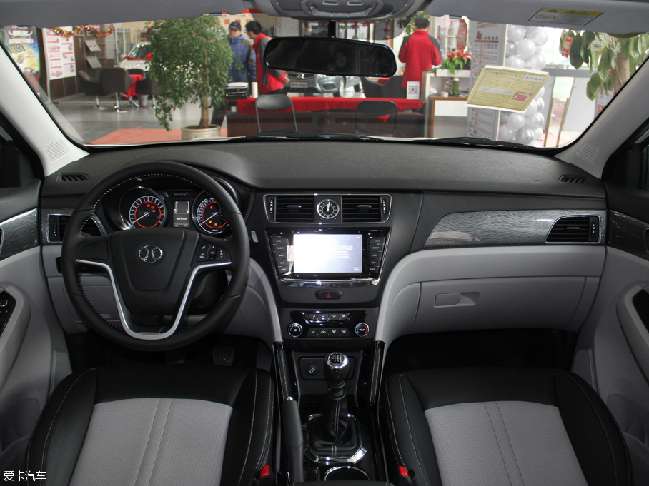 2016���X55 1.5T �քӾ�Ӣ��