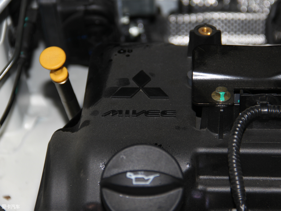 2016���X55 1.5T �ք�(d��ng)��Ӣ��