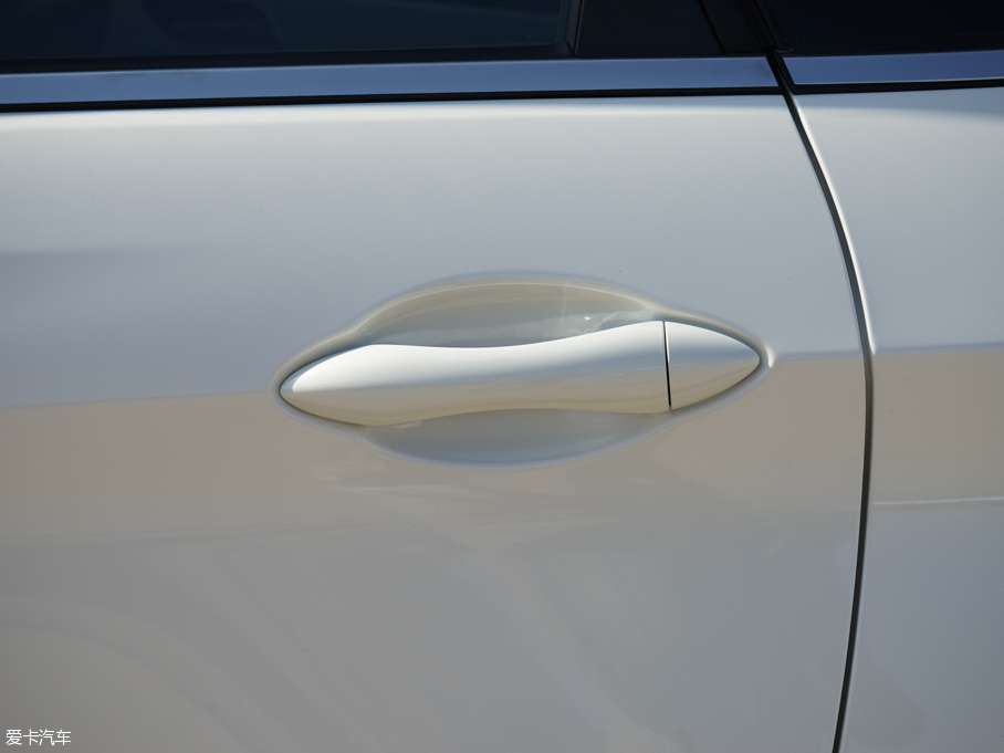 2016���X55 1.5L �ք�(d��ng)��Ӣ��