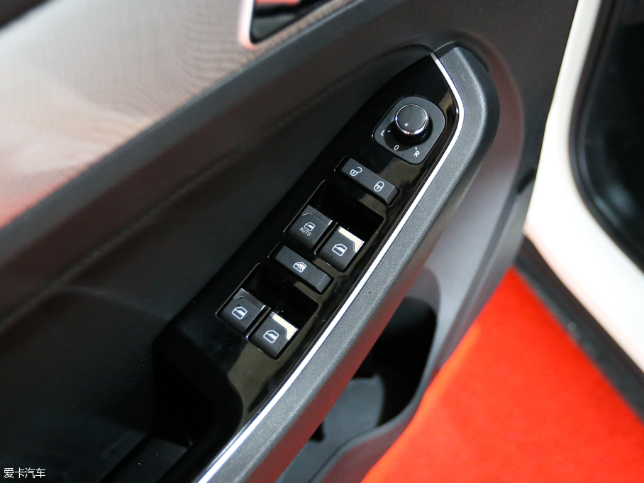 2016X55 1.5T CVTӢ