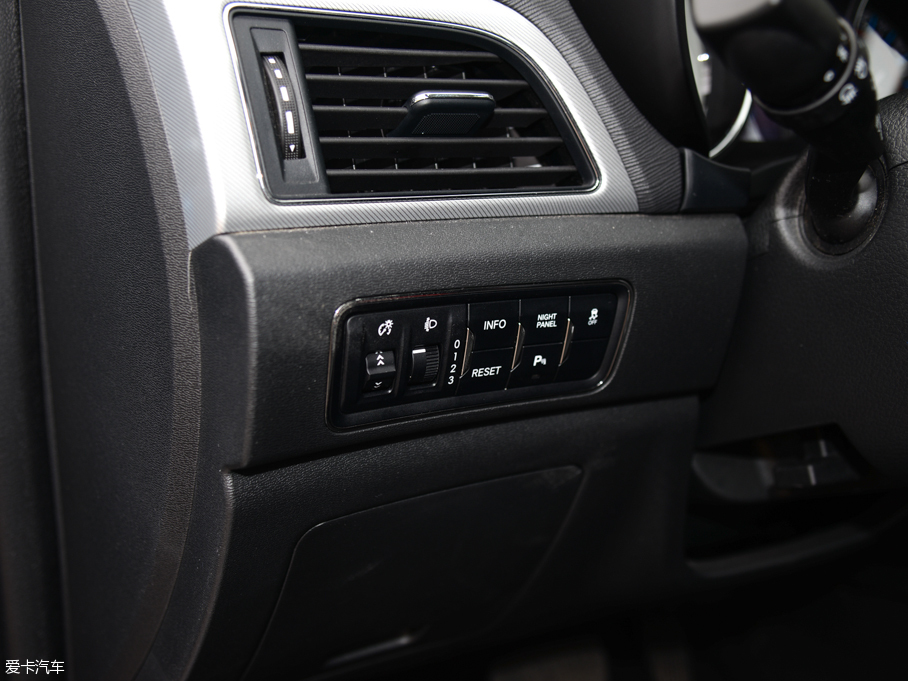 2016���X55 1.5T CVT���A��