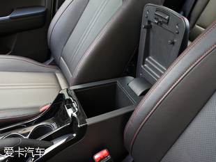 北汽紳寶2016款紳寶X55