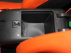 北汽紳寶2015款紳寶X25