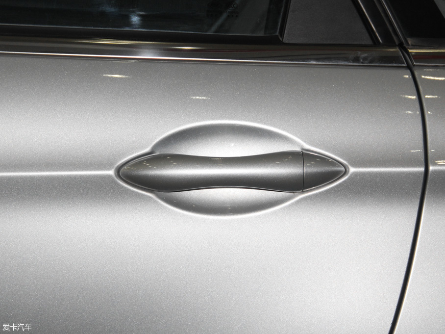 2016���D50 1.5L CVT���A��