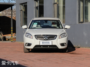 北汽紳寶2016款紳寶D50