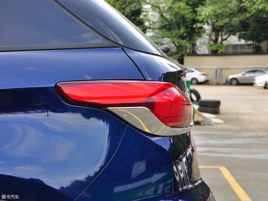 2018 1.5T CVTӢ (gu)V