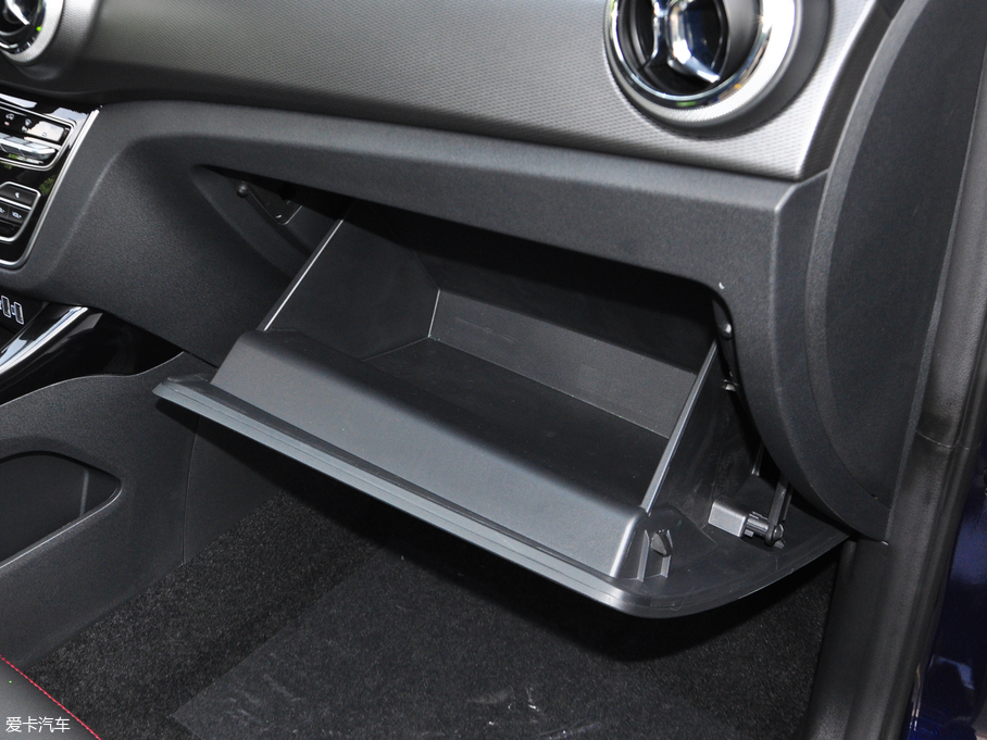 2018������ 1.5T CVT��Ӣ�� ��V