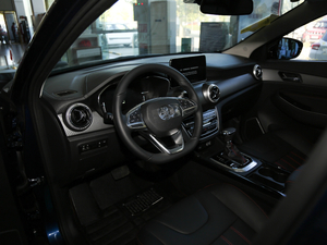 20181.5T CVTǰ V п؅^