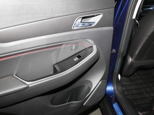 20181.5T CVTǰ V п؅^