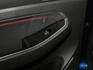 20181.5T CVTǰ V п؅^