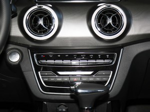 20181.5T CVTǰ V п؅^