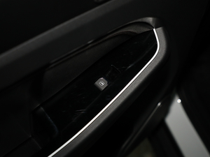 20181.5T CVTǰ V п؅^