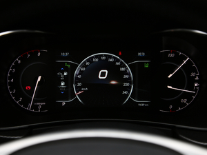 20181.5T CVTǰ V п؅^