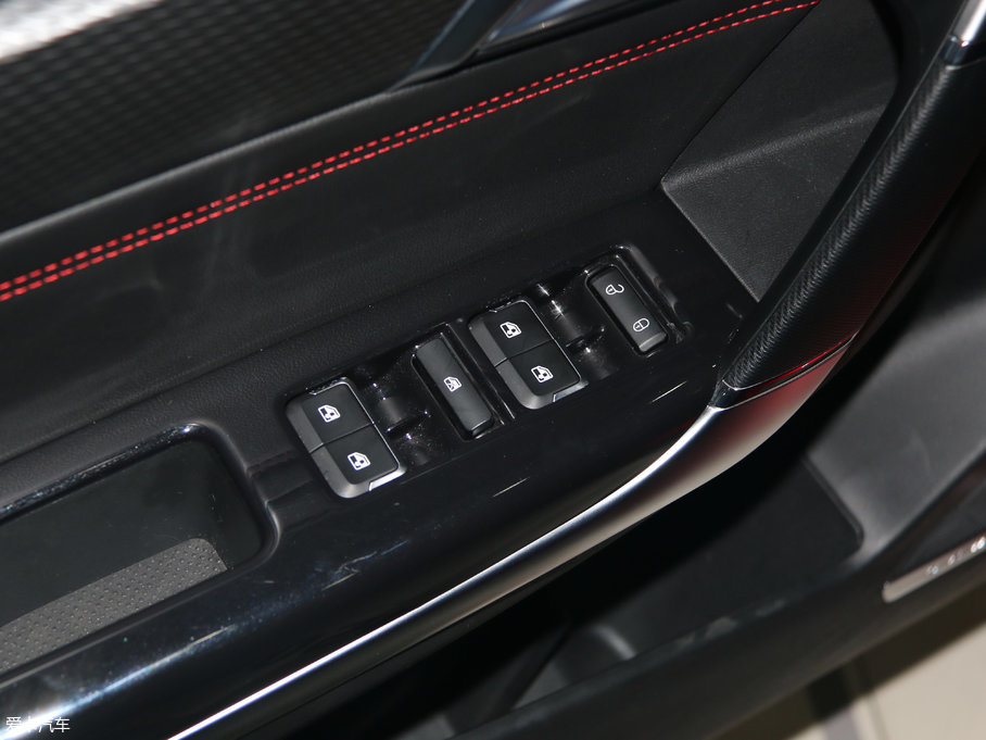 2018D50 1.5L քӺA{