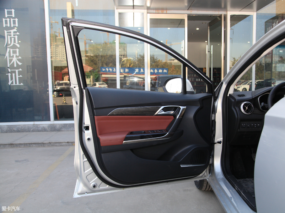 2018D50 1.5L քF{