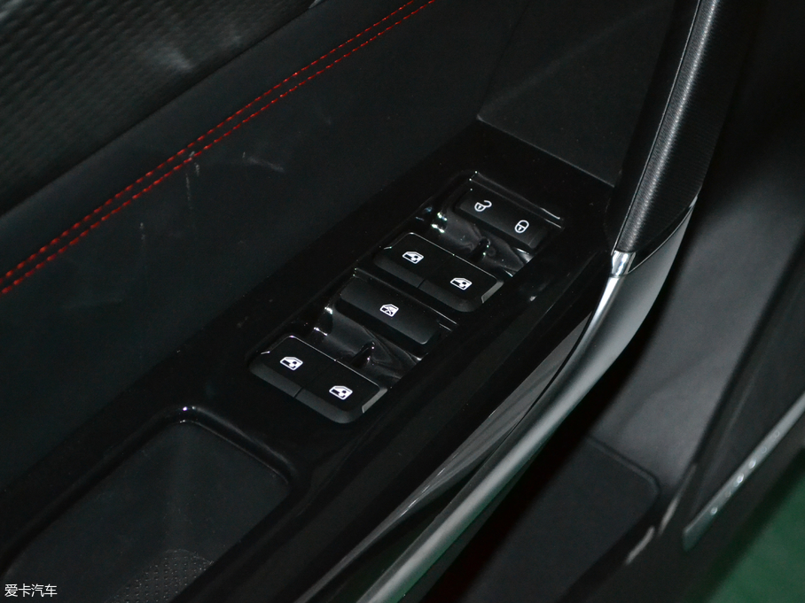 2018D50 1.5L քӺA{