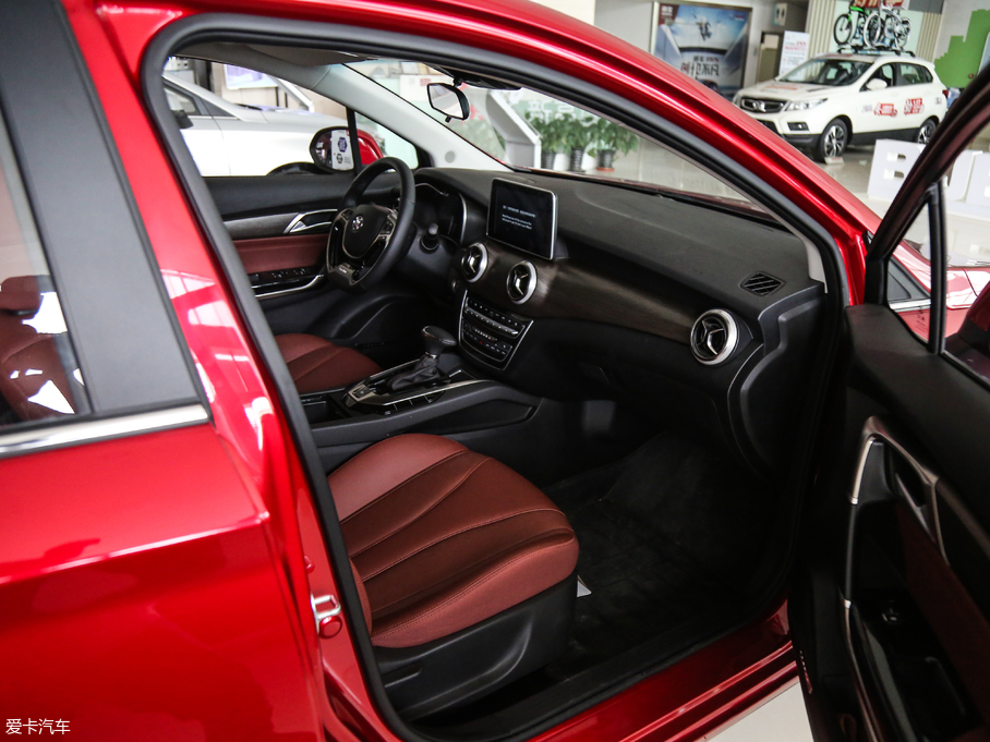 2018D50 1.5L CVT(lin)