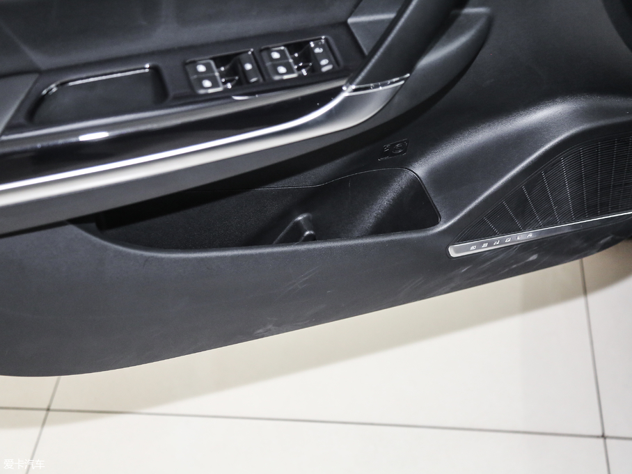 2018D50 1.5L քӺA{