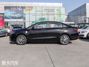 北汽紳寶2018款紳寶D50