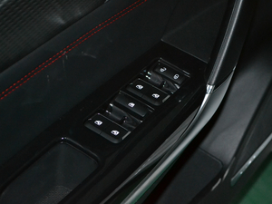 20181.5L քӺA{ {܇ƅ^	