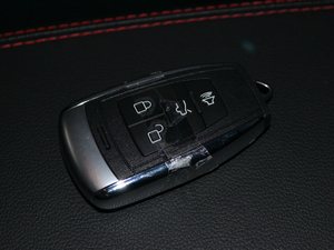 20181.5L ք(dng)A{ ܇耳